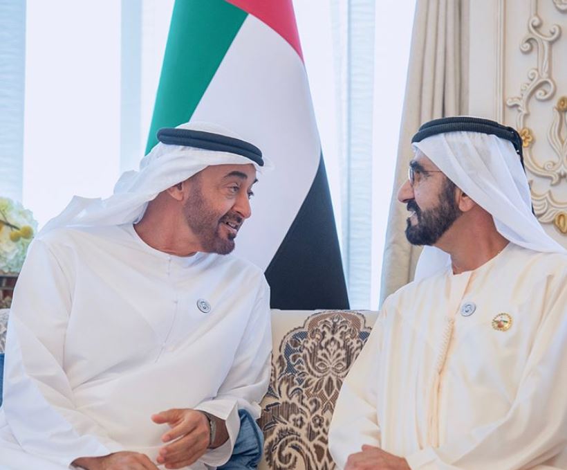 محمد بن راشد ومحمد بن زايد يتبادلان الحديث حول القضايا الوطنية
