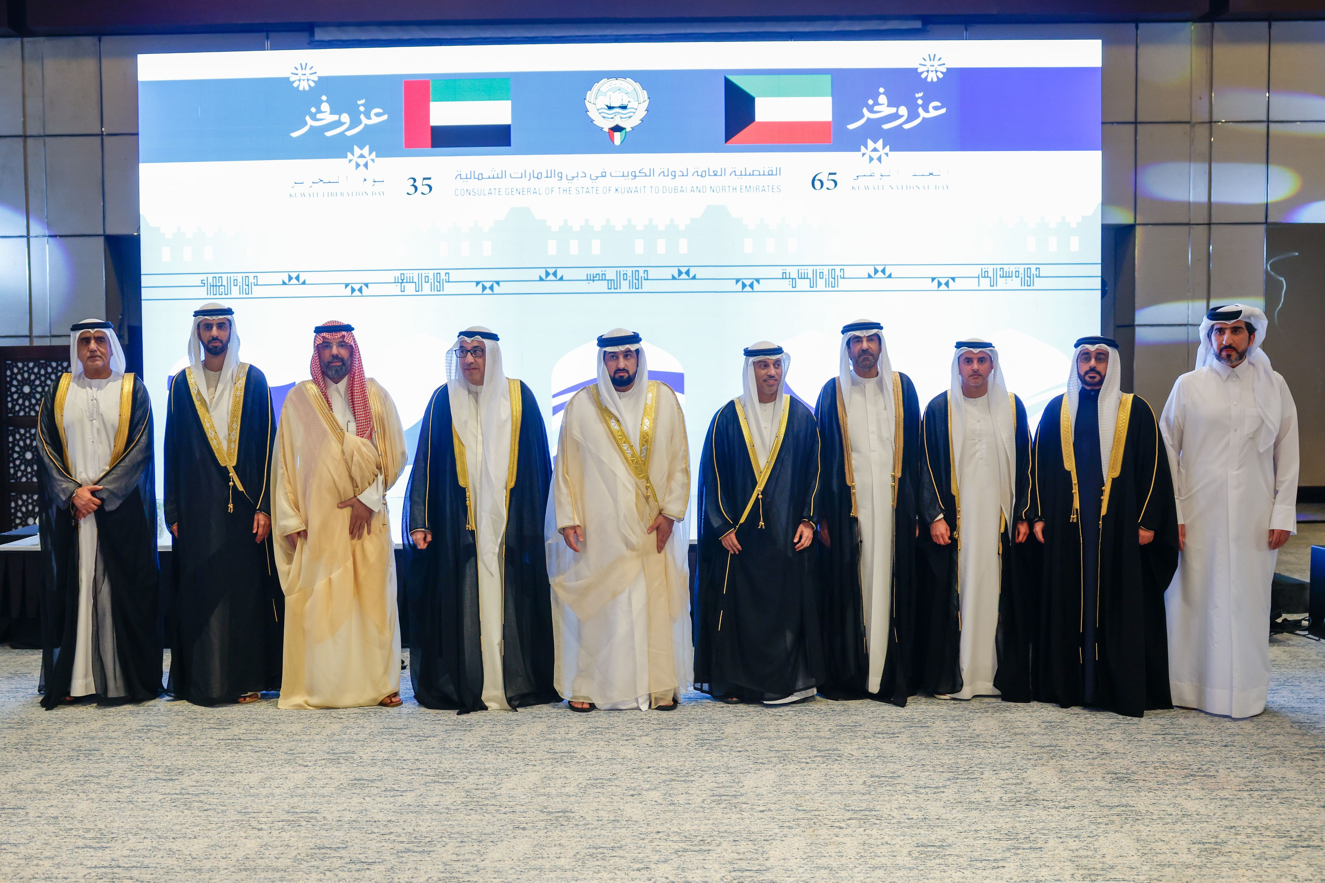 أحمد بن محمد يحضر الاحتفال باليوم الوطني لدولة الكويت في دبي