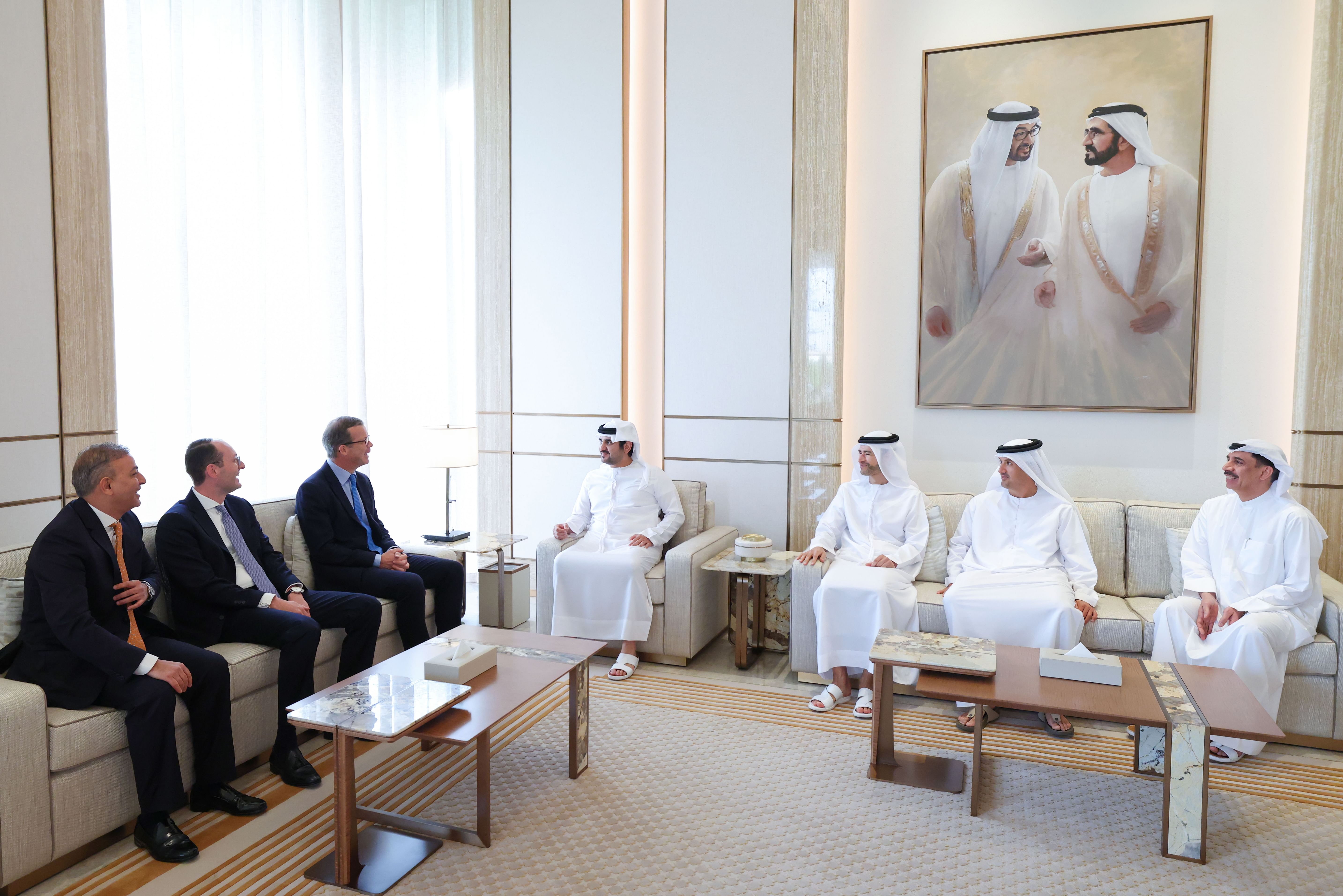 Maktoum bin Mohammed meets with Chairman of LGT Group