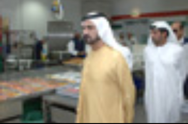Mohammed Bin Rashid visits Emirates Flight Catering