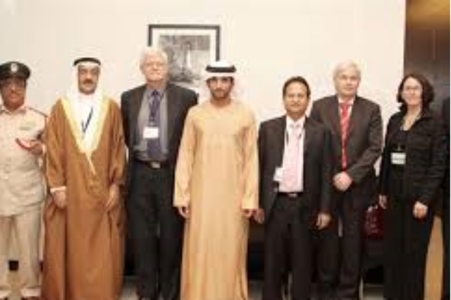 Hamdan Bin Mohammed meets with international academics participating in the Middle East Association launch
