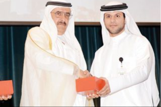 Hamdan bin Rashid honors 100 DHA medical professionals