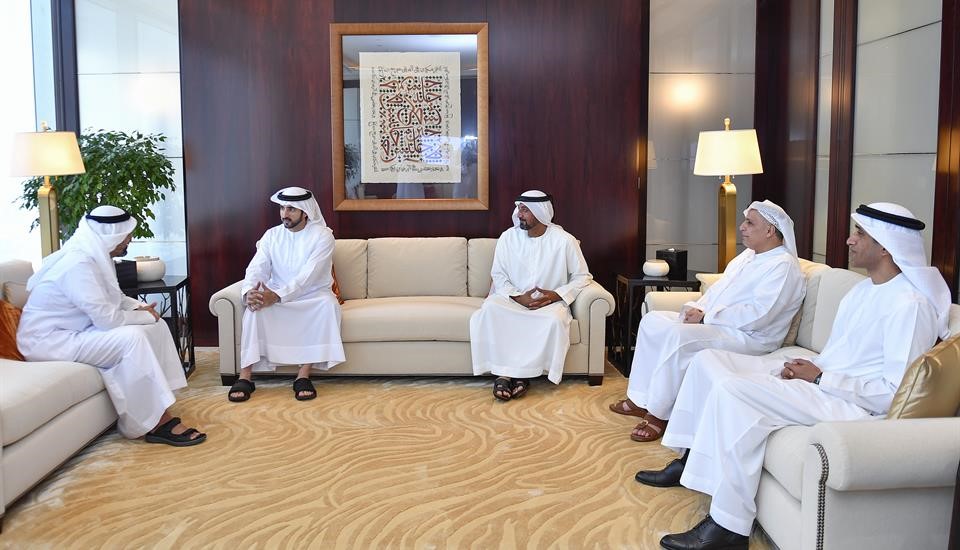Hamdan bin Mohammed meets Chairman of Etihad Rail