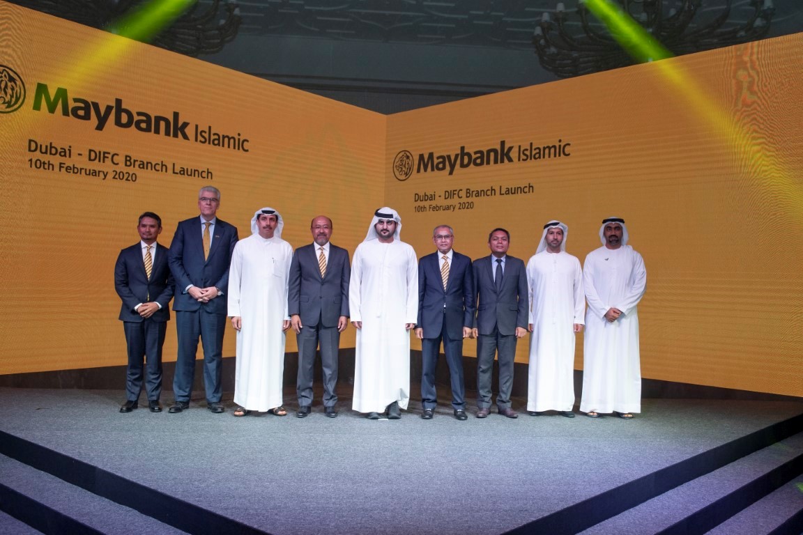Maktoum bin Mohammed attends opening of first overseas branch of Malaysia’s largest Islamic bank