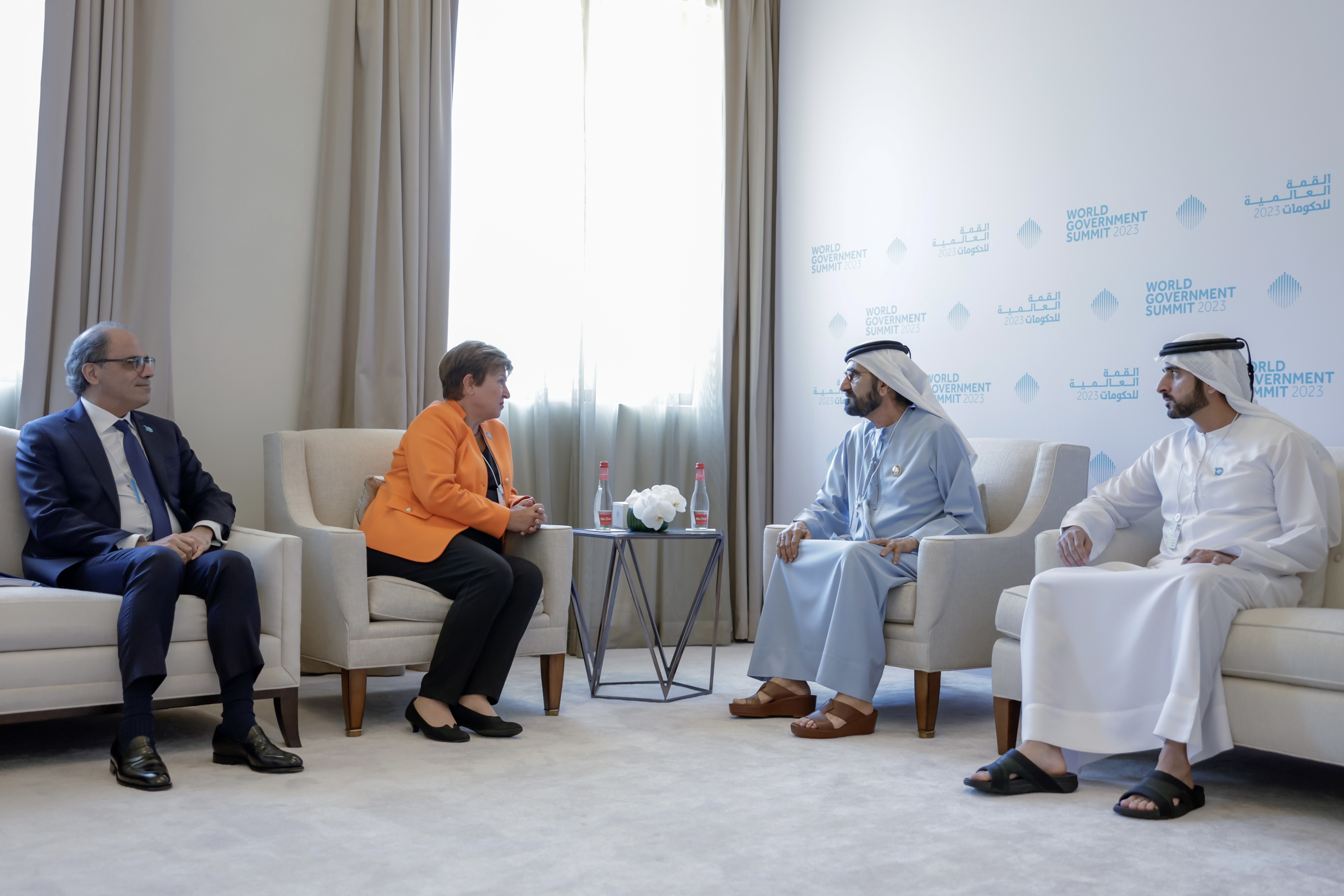 Mohammed bin Rashid meets with IMF Managing Director