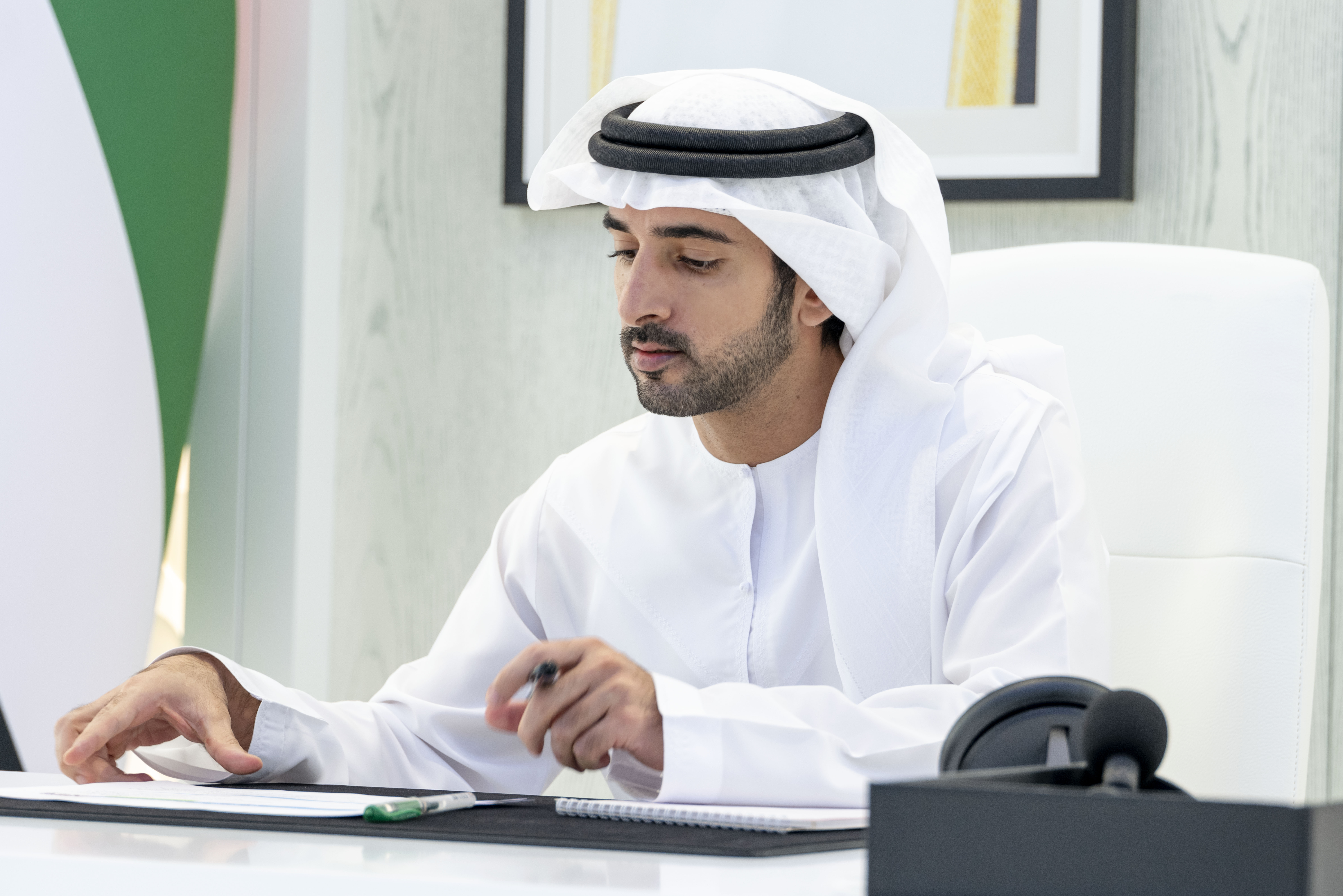 Hamdan bin Mohammed says UAE flag reflects sacrifices and accomplishments of its people