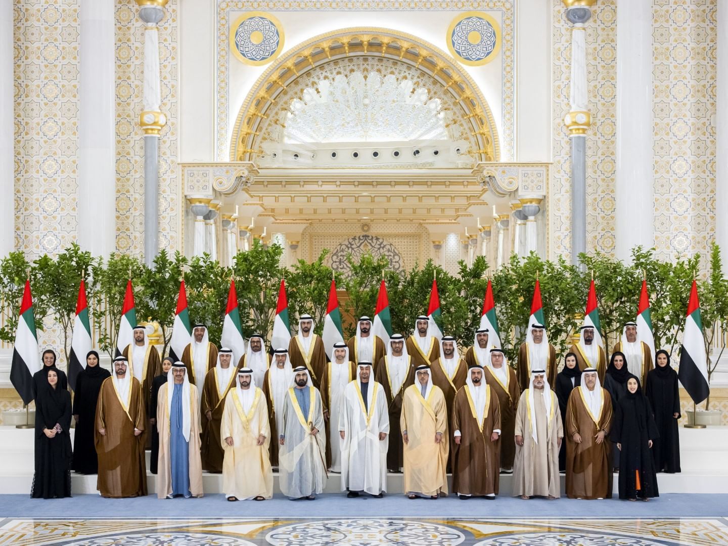 Hamdan bin Mohammed, newly appointed ministers take oath before UAE President, Mohammed bin Rashid