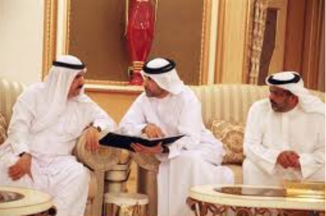 Hamdan bin Rashid receives Board of Trustees Chairman of the Medial Sciences Award