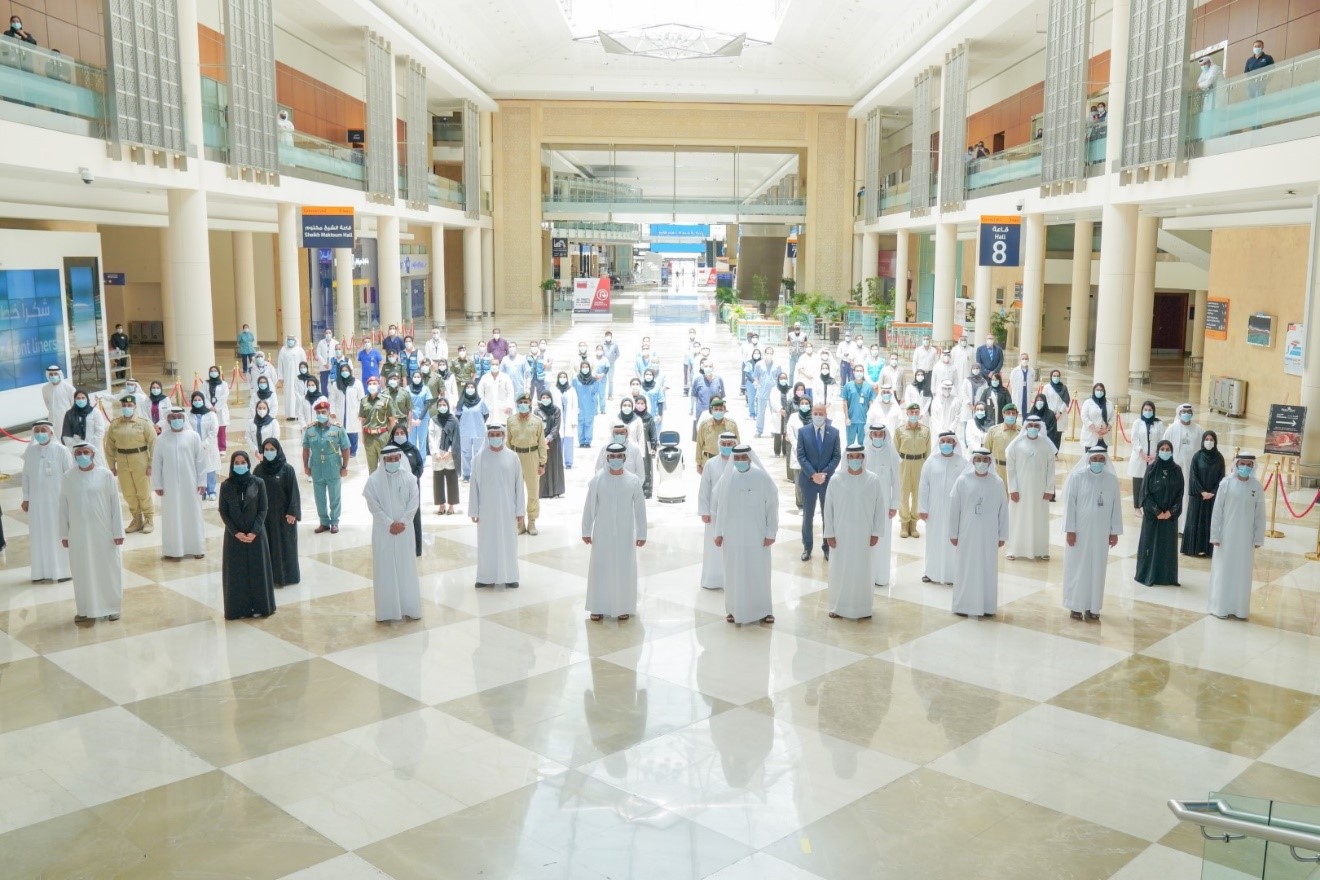 Mansour bin Mohammed visits Dubai Field Hospital at DWTC