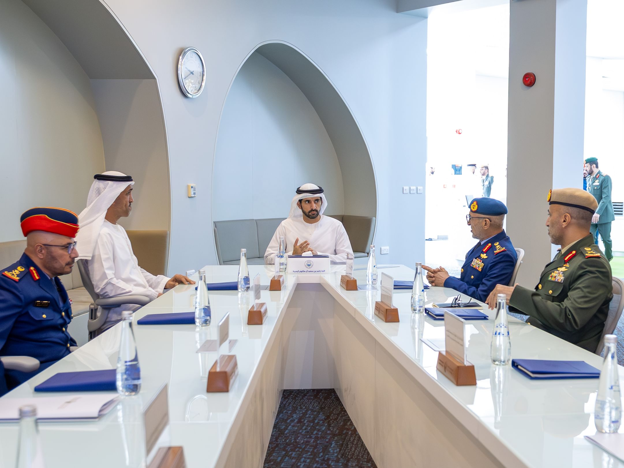 حمدان بن محمد يترأّس الاجتماع الأول لمجلس الدفاع لعام 2026