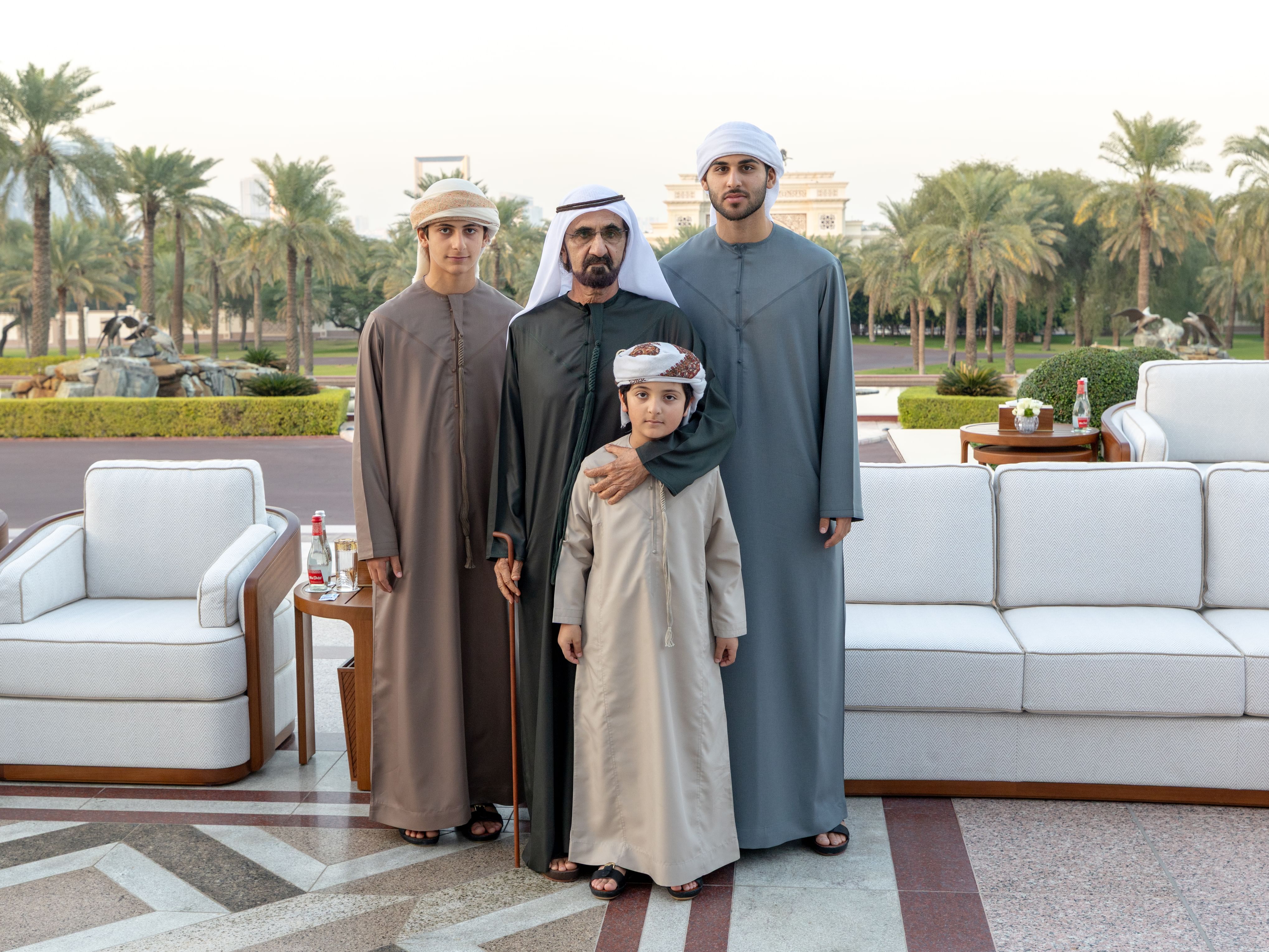 Mohammed bin Rashid meets with business leaders, dignitaries, senior officials at Zabeel Palace