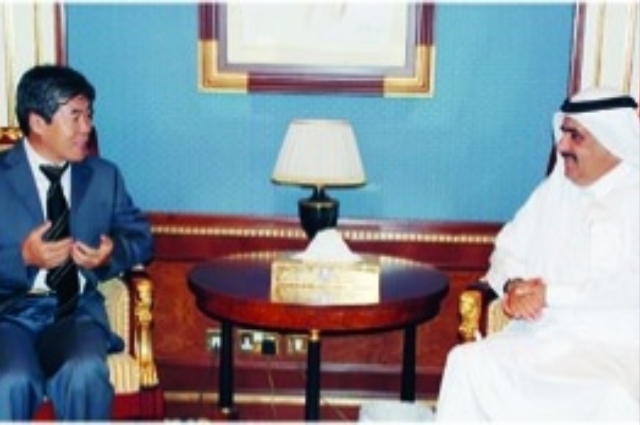 Hamdan bin Rashid receives Chinese Consul General