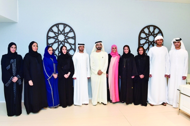 محمد بن راشد يشهد أمسية للشاعرين "فزّاع" و "عزّام"  