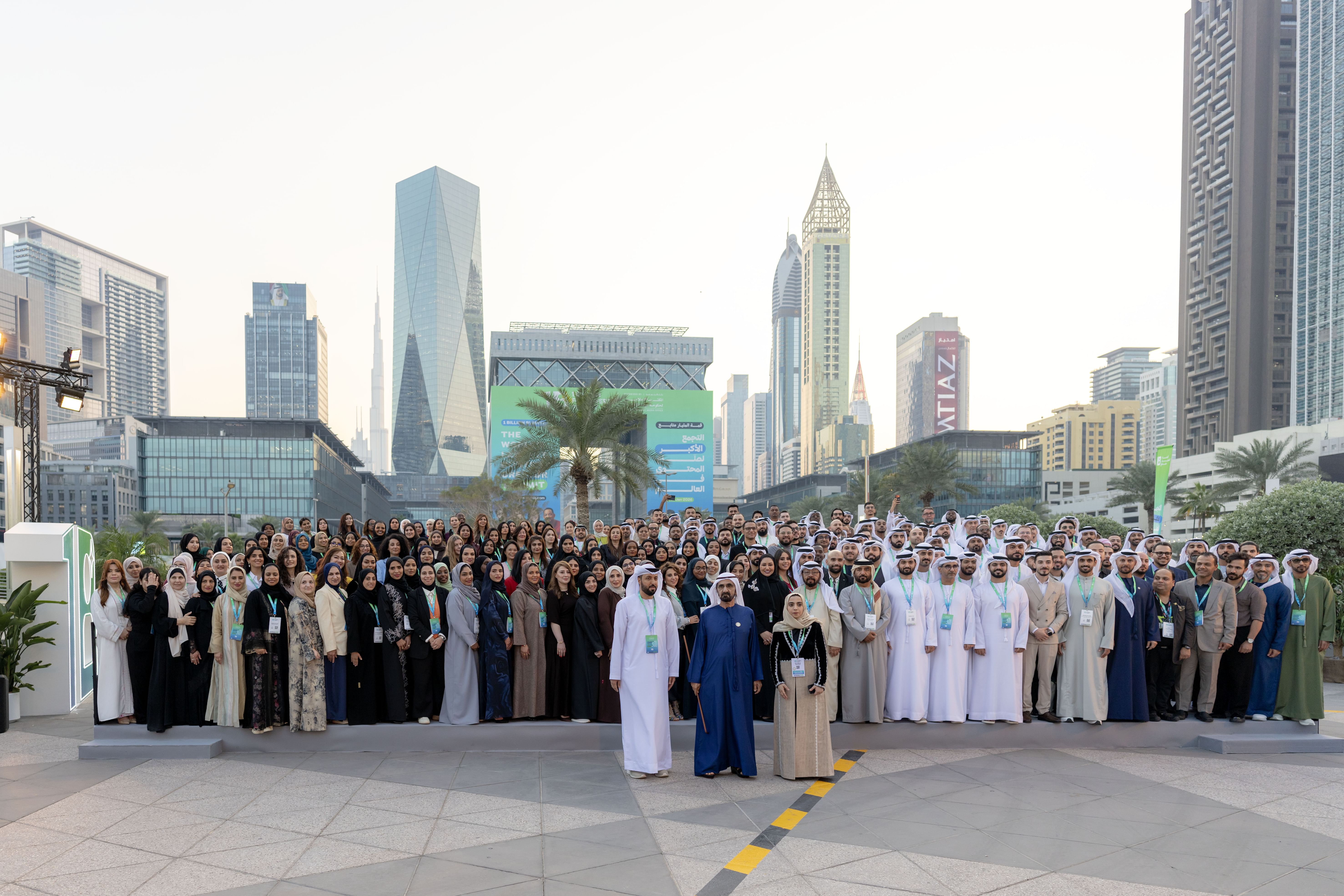 Mohammed bin Rashid attends graduation of 522 content creators, new media specialists during 1 Billion Followers Summit