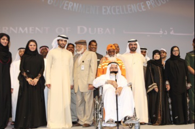 Mohammed bin Rashid honors Dubai Government Excellence Programme awards winners