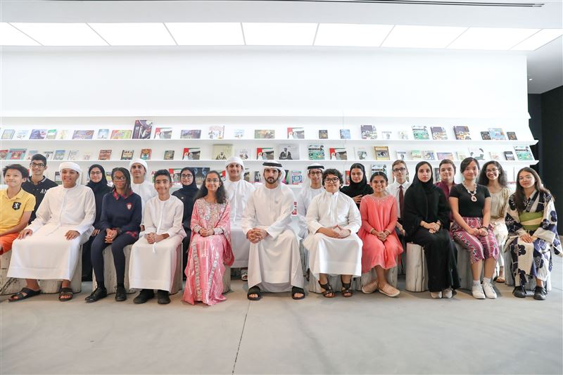 Hamdan bin Mohammed meets students of Dubai schools