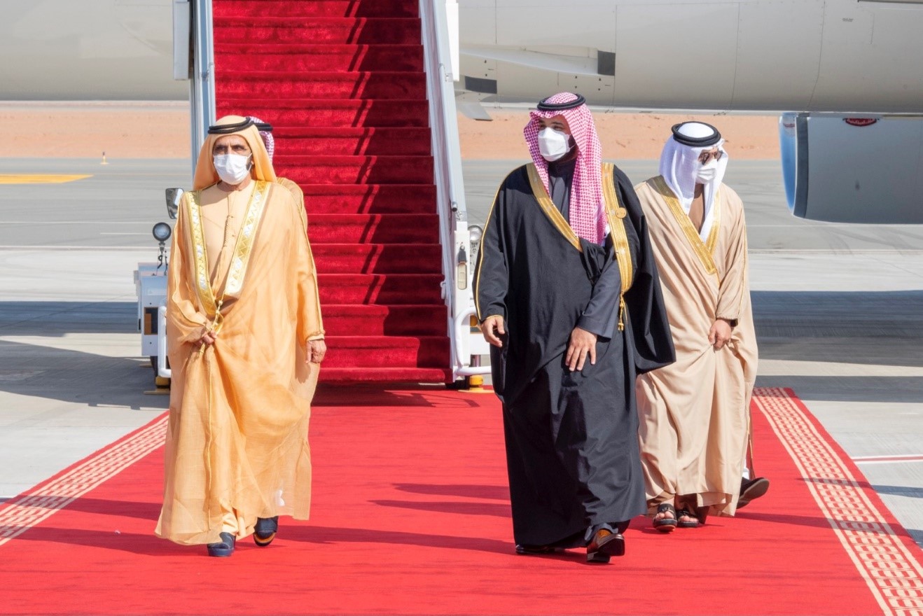 Mohammed bin Rashid arrives in Saudi Arabia to attend 41st GCC summit