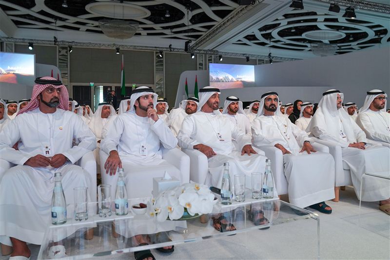 محمد بن راشد ومحمد بن زايد يطلقان مشروع مدينة المريخ العلمية