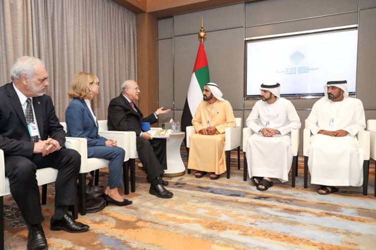 Mohammed bin Rashid receives OECD Secretary General