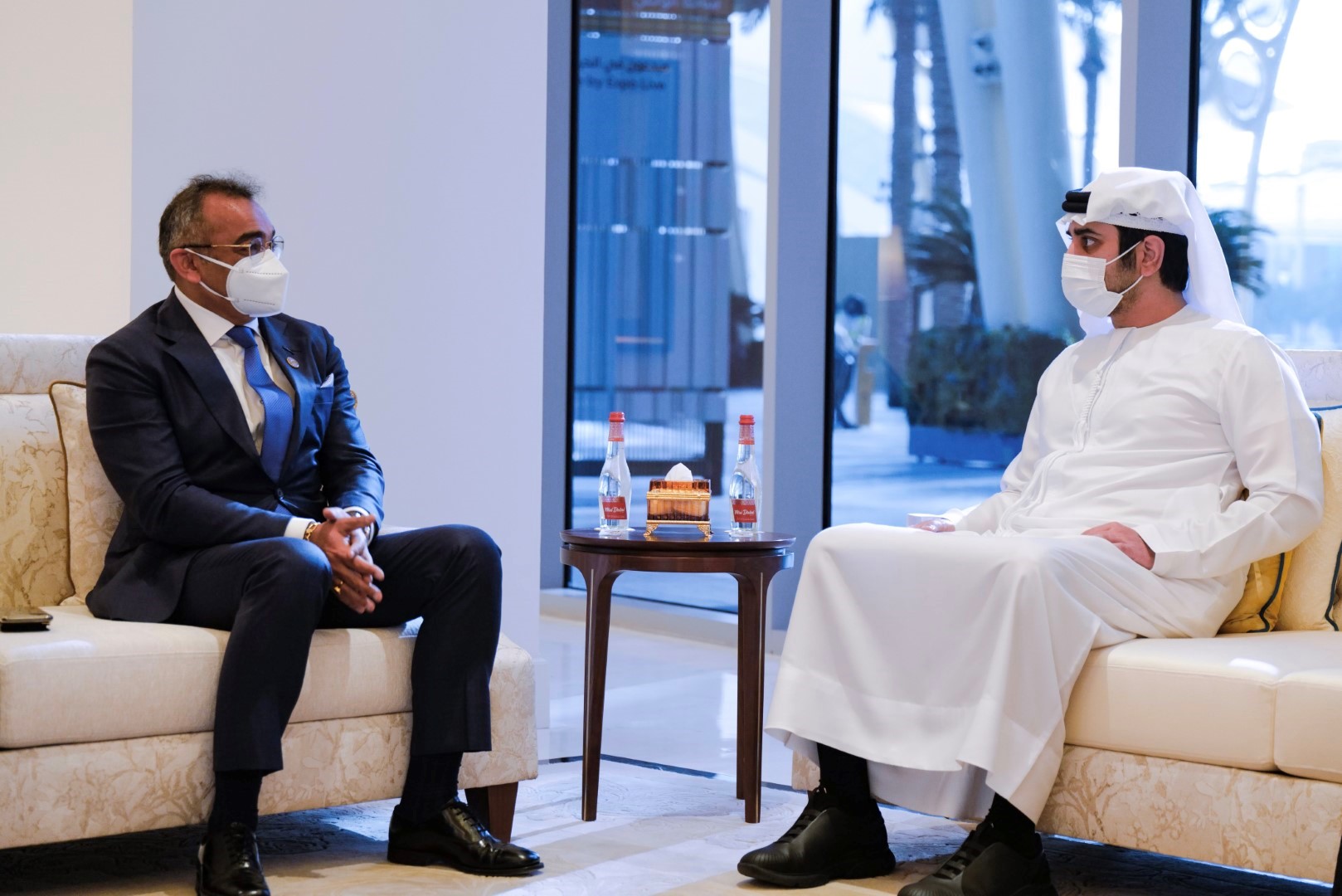 Maktoum bin Mohammed receives Nissan executives at Expo 2020 Dubai