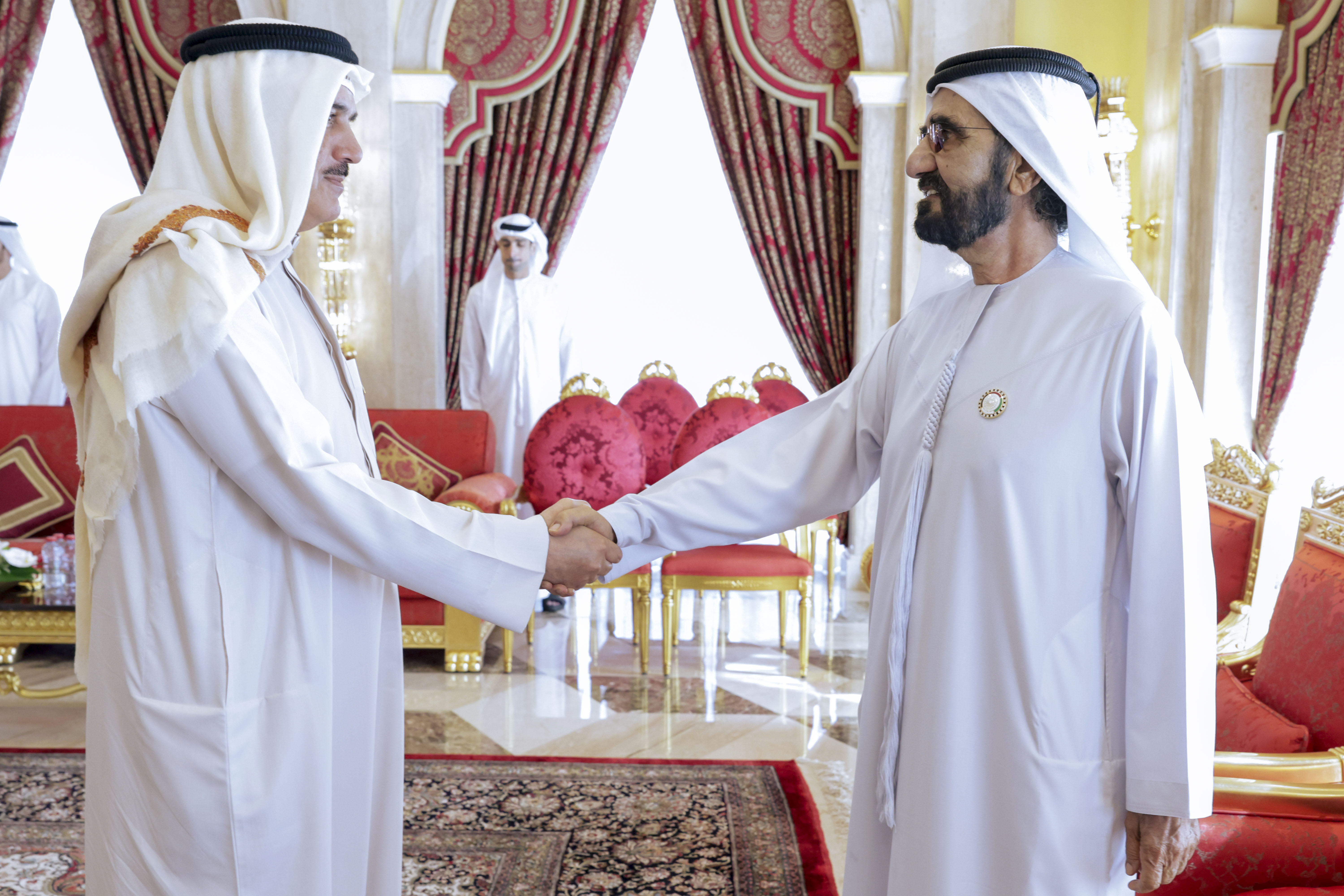 Mohammed bin Rashid meets with Speaker of Bahrain’s Council of Representatives