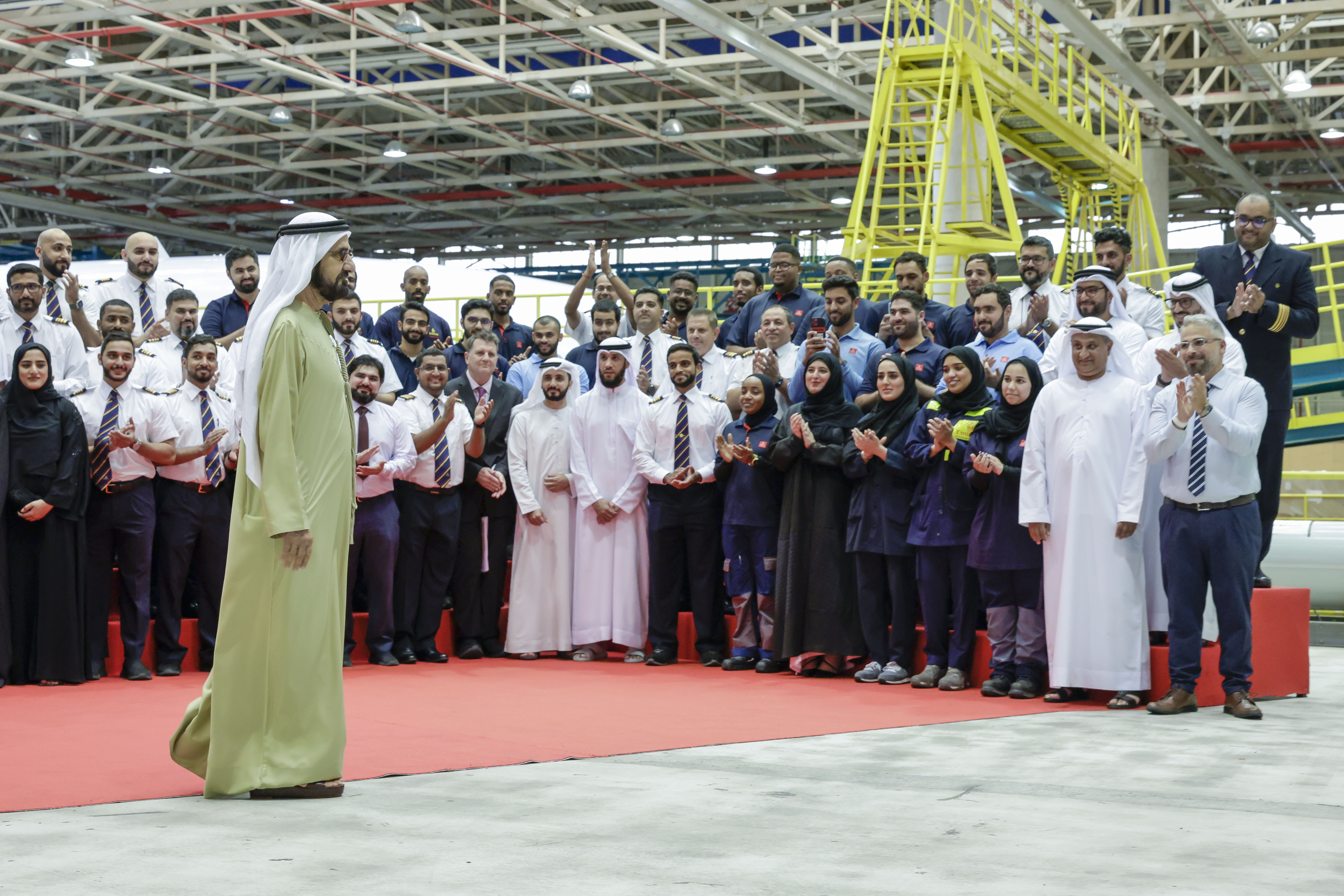 Mohammed bin Rashid visits Emirates Engineering Centre; briefed on largest-known aircraft cabin retrofit programme