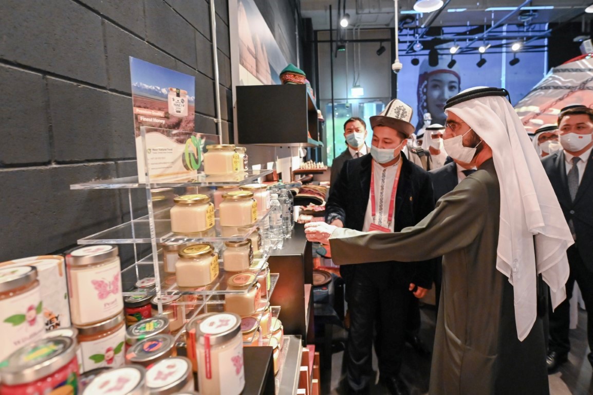 Mohammed bin Rashid tours pavilions of Central African Republic and Kyrgyzstan at Expo 2020