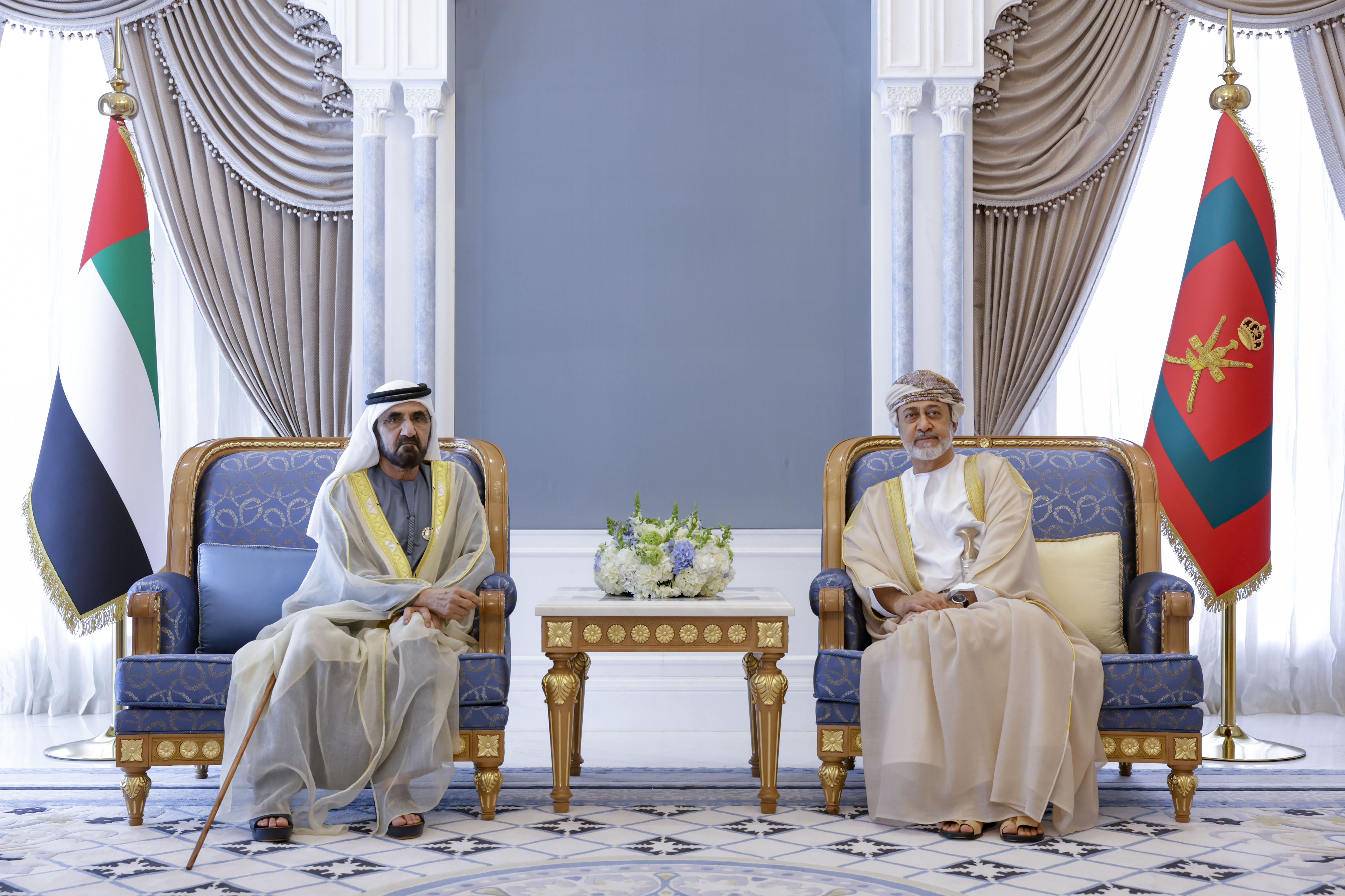 Mohammed bin Rashid meets with Sultan of Oman and explores new opportunities to strengthen bilateral relations