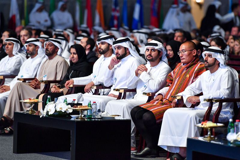 بحضور حمدان ومكتوم بن محمد.. القرقاوي يحاور إيلون ماسك حول الذكاء الاصطناعي