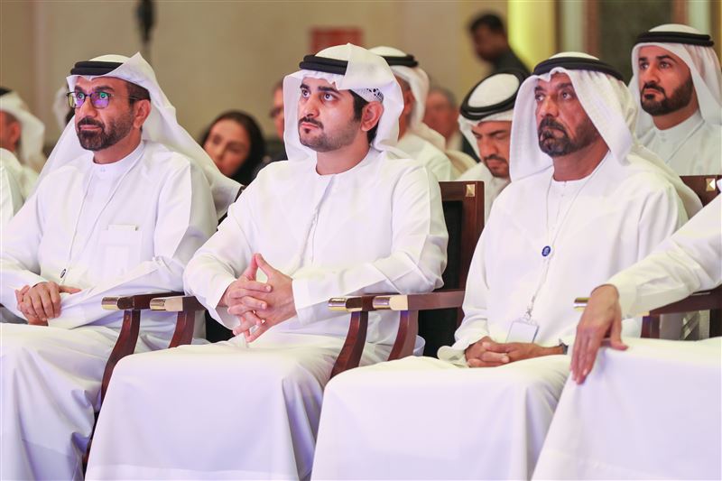 Maktoum bin Mohammed attends Emirates NBD Leadership Summit