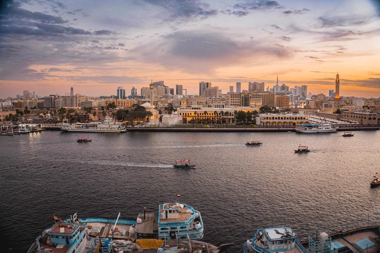 عن الدائرة