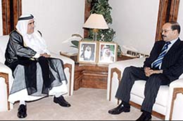 Hamdan bin Rashid receives the Yemeni and Tunisian Ambassadors 