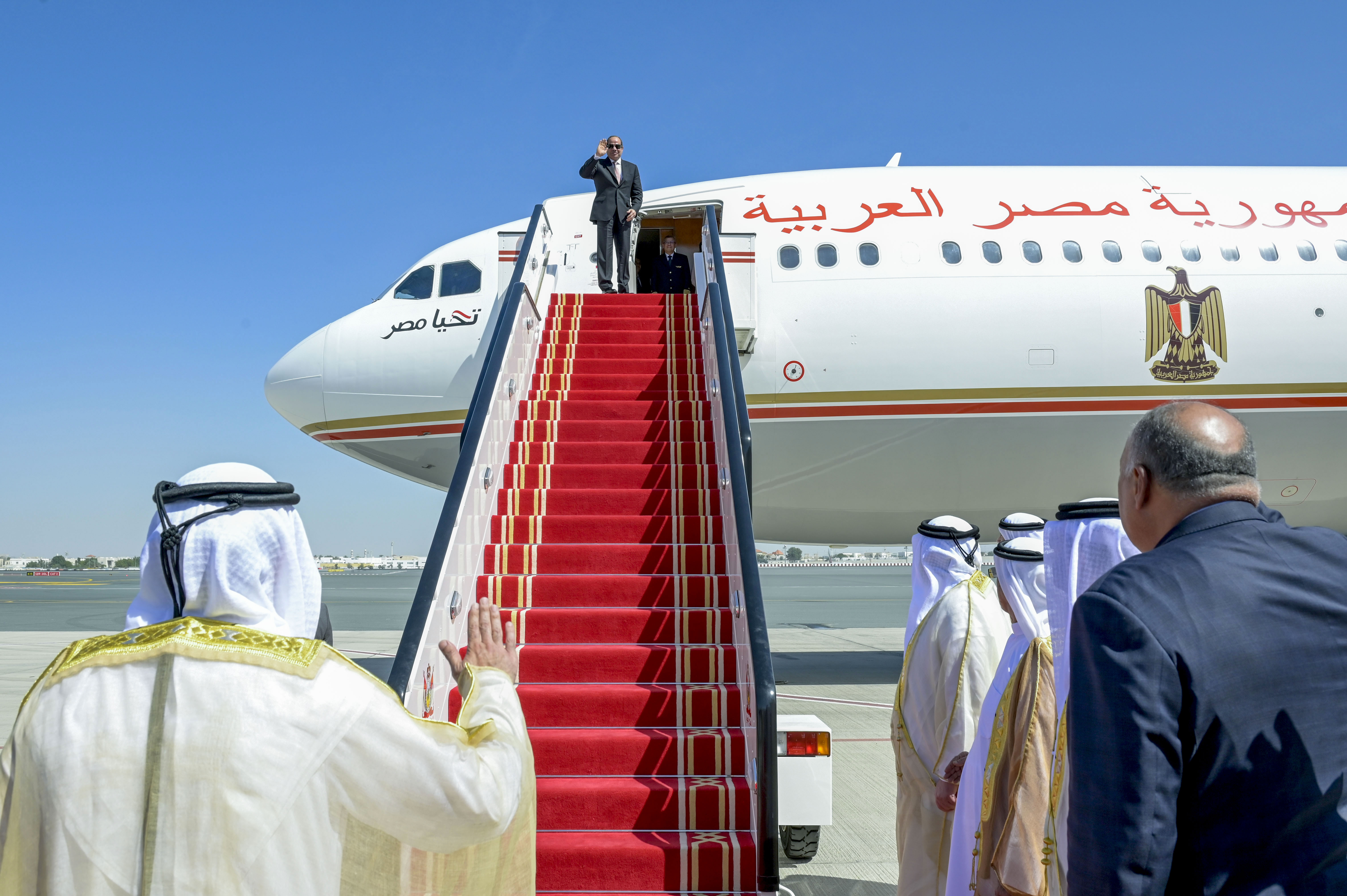 President of Egypt leaves UAE after participating in World Government Summit