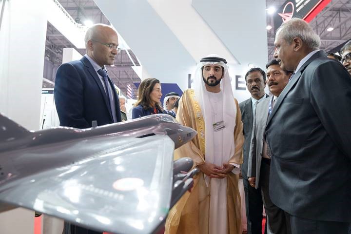 Hamdan bin Mohammed tours Dubai Airshow