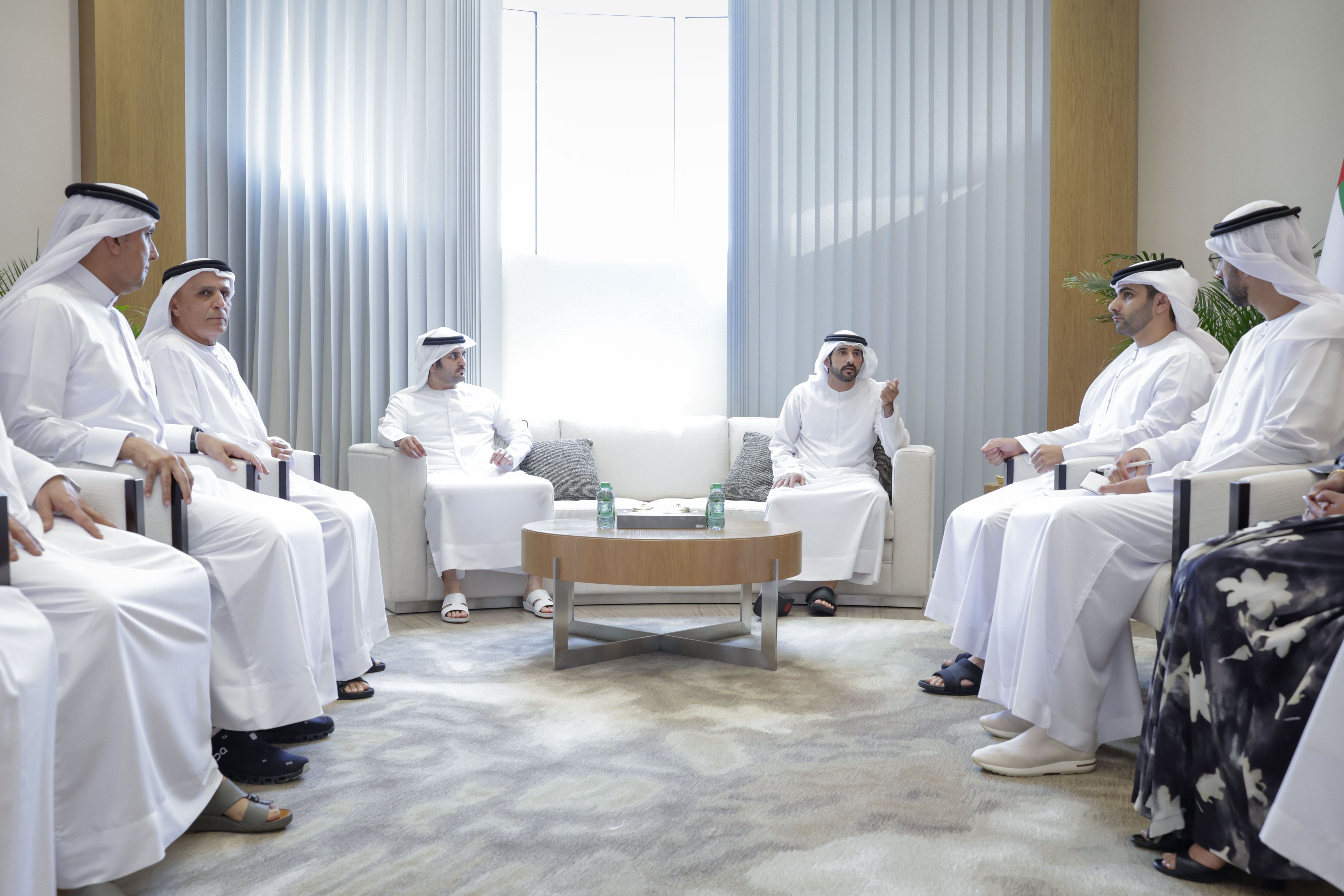 Hamdan bin Mohammed directs government entities to develop comprehensive plan to deal with unexpected weather conditions