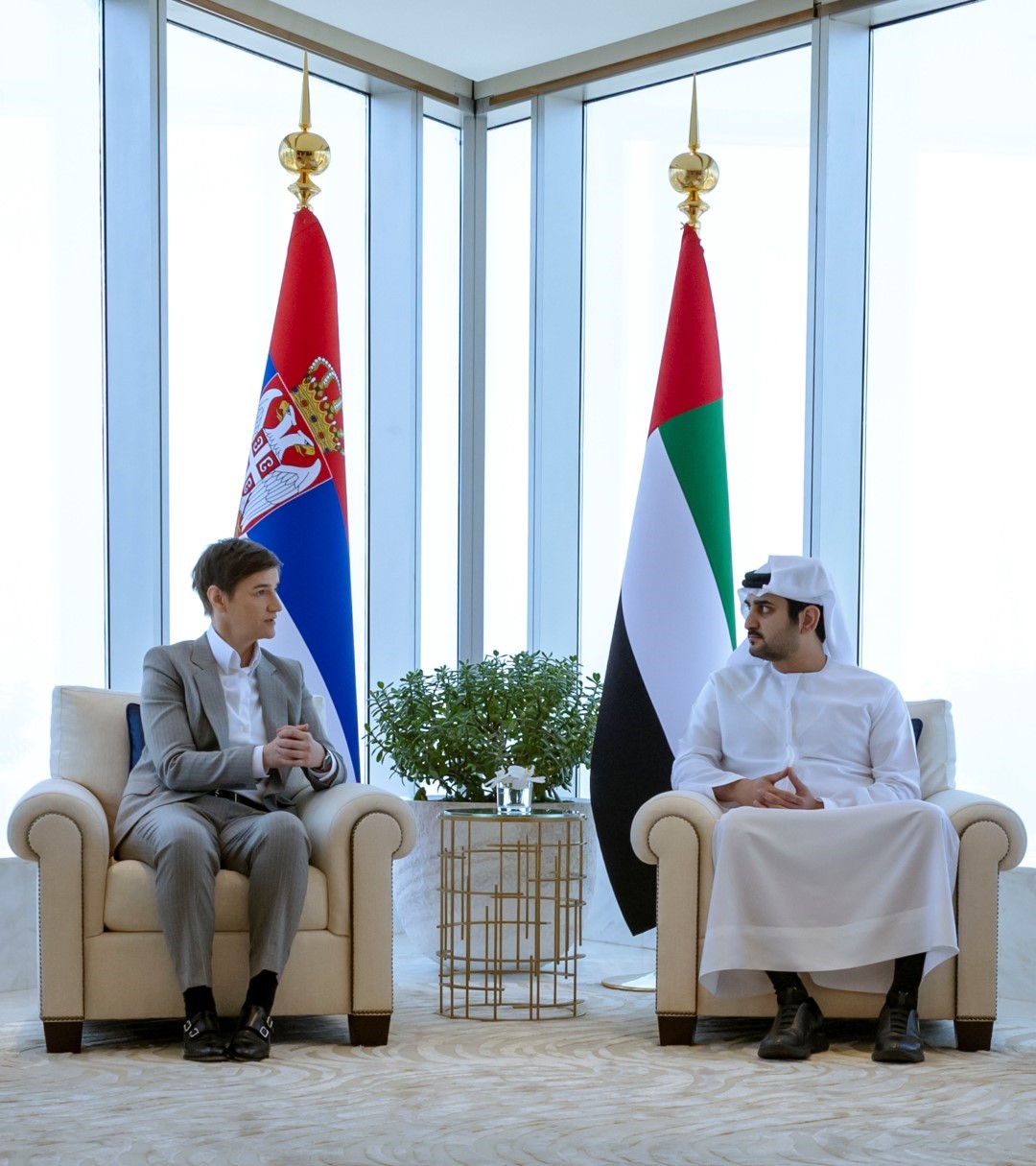 Maktoum bin Mohammed meets Prime Minister of Serbia