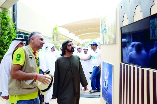 محمد بن راشد يترأس أول اجتماع للحكومة الجديدة 