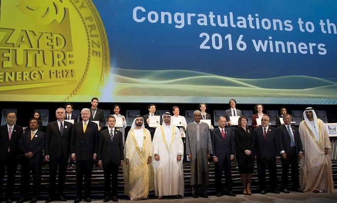 حمدان بن راشد يستقبل رئيس جمعية الأسواق المالية العالمية