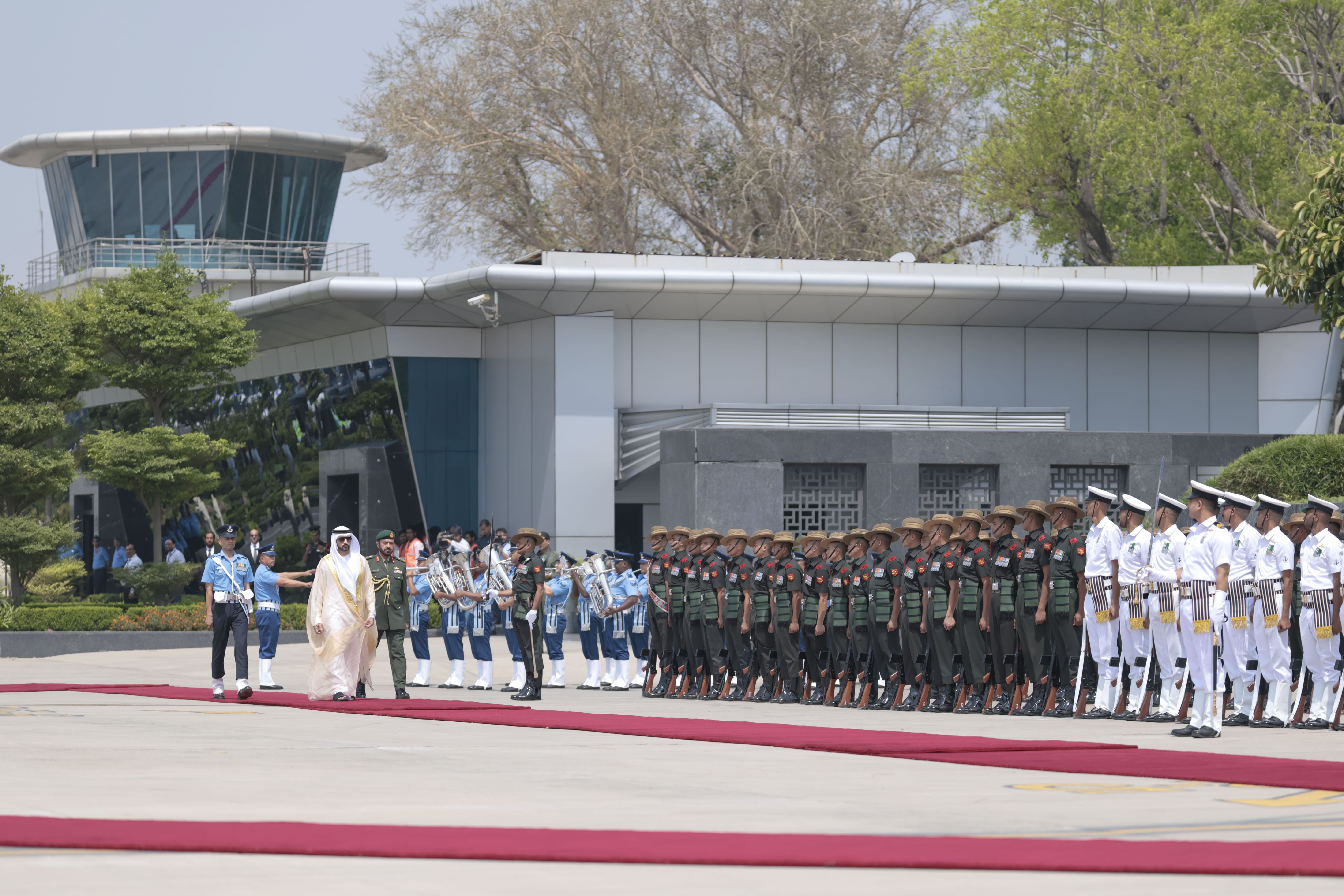 Hamdan bin Mohammed arrives in New Delhi on official visit to India
