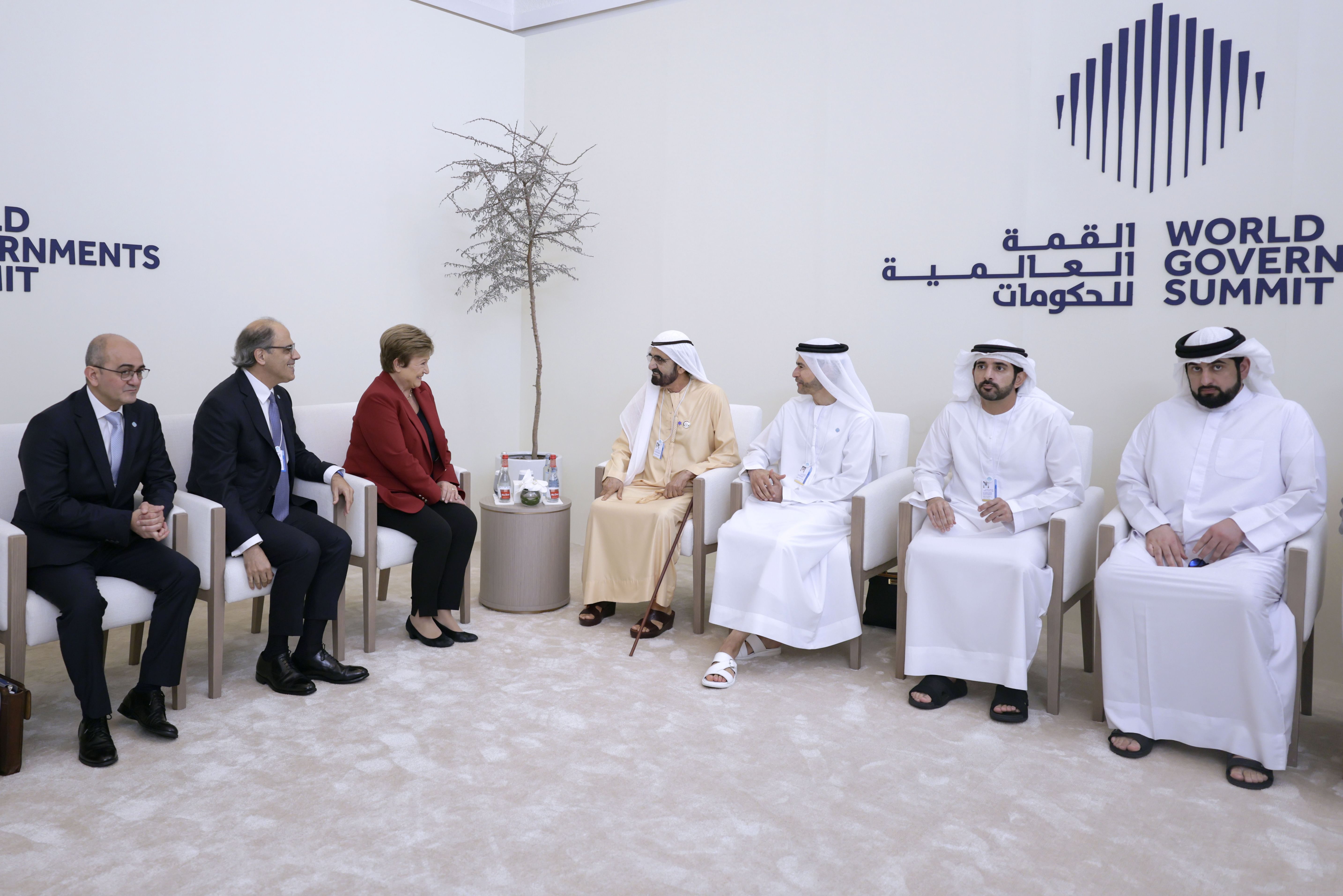 Mohammed bin Rashid meets with IMF Managing Director, discusses global economic developments, avenues of cooperation