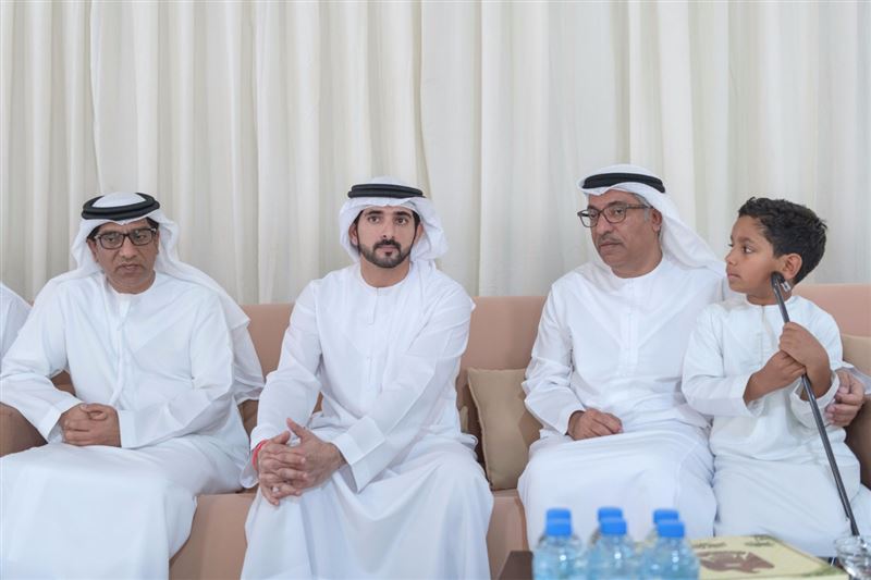 Hamdan bin Mohammed offers condolences to Al Junaibi family