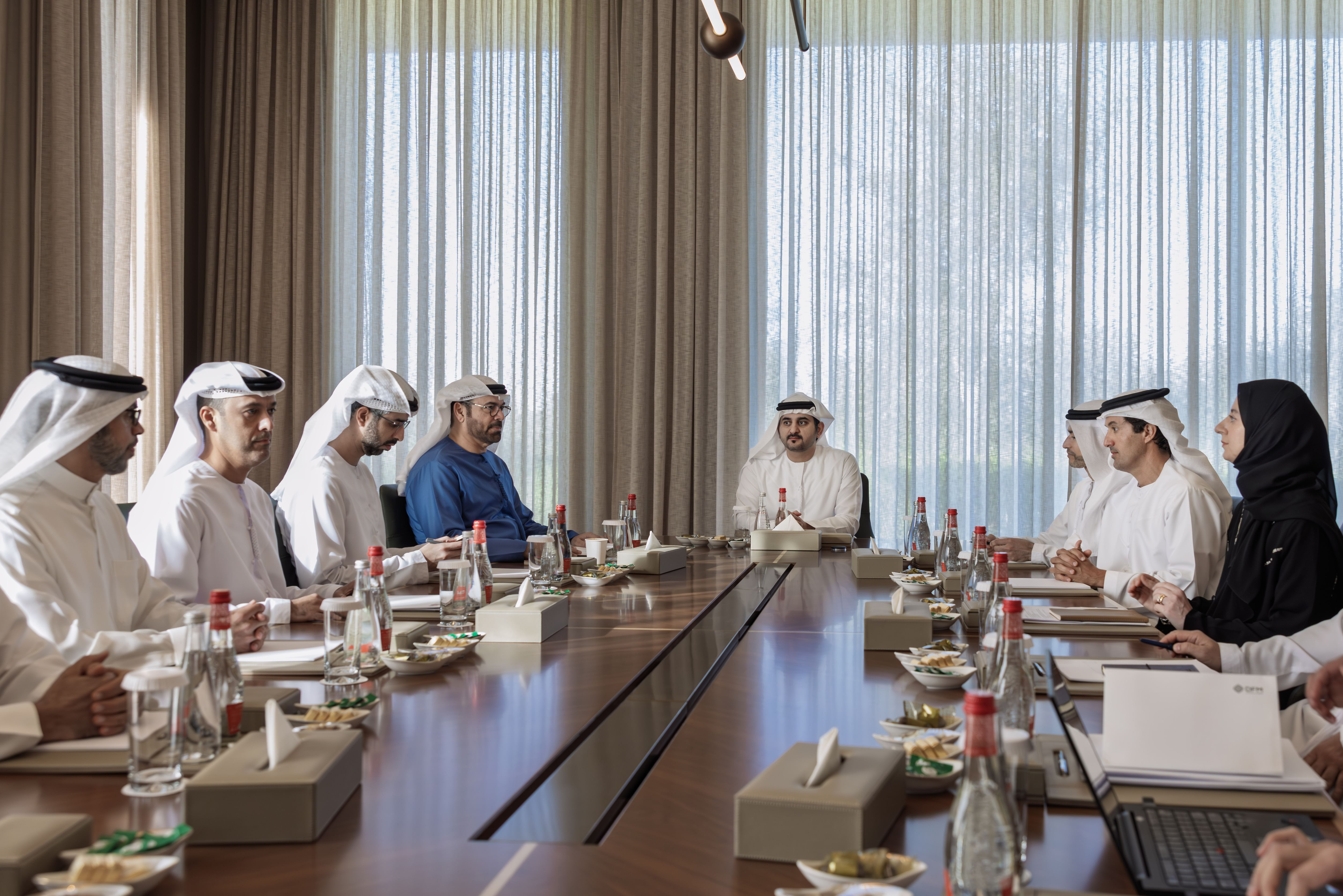 Maktoum bin Mohammed reviews Dubai Securities and Exchange Higher Committee’s 2024 accomplishments, future projects