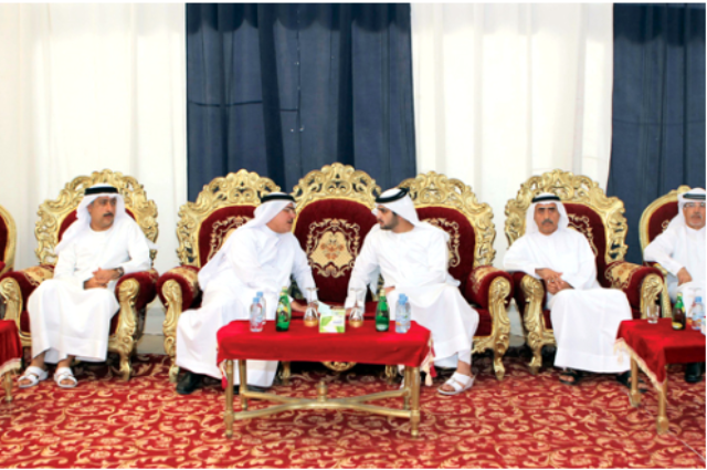 Maktoum bin Mohammed bin Rashid offers condolences to Al Amiri family