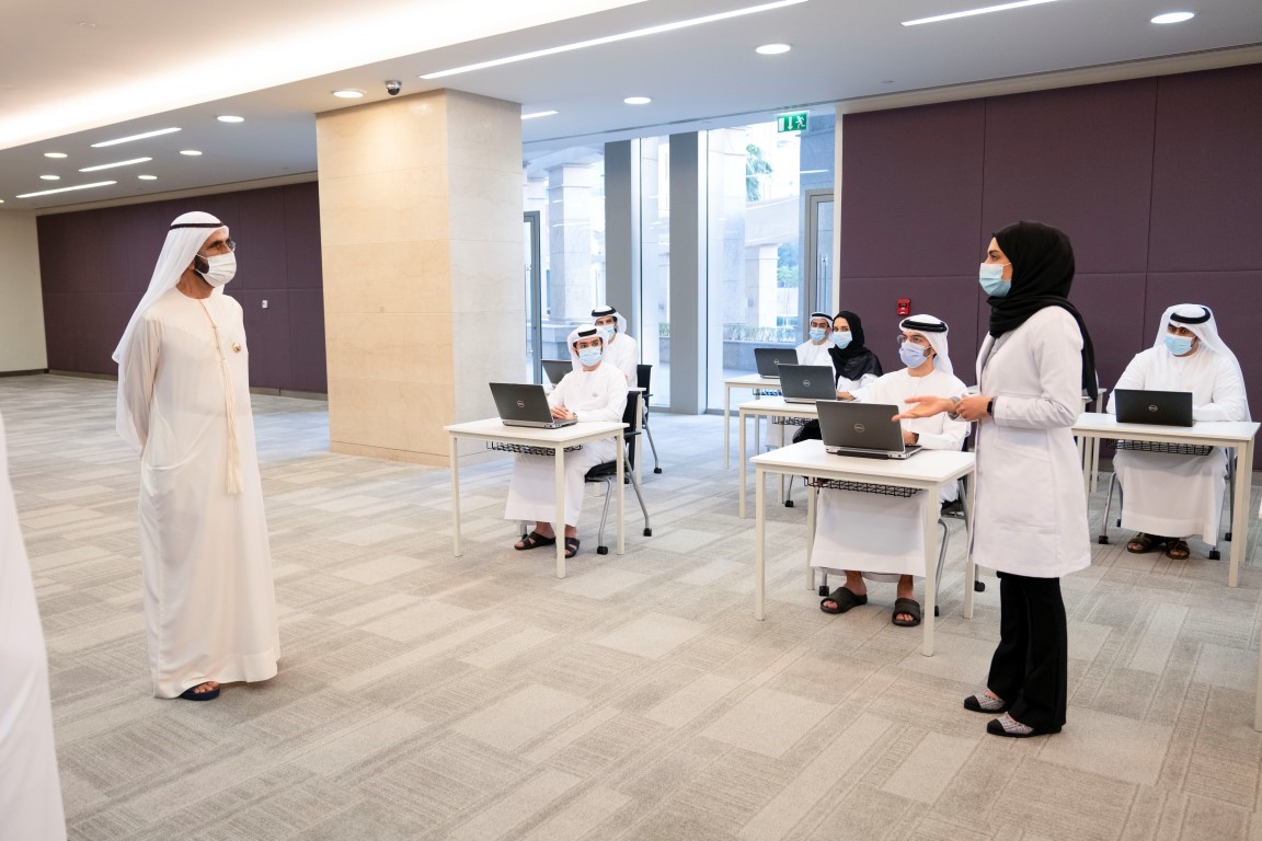 Mohammed bin Rashid visits COVID-19 Command and Control Centre