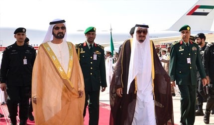 محمد بن راشد يزور معسكر منتخبنا الكروي 