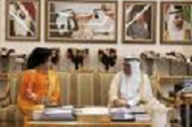 محمد بن راشد يستقبل الوزراء العرب والأجانب المشاركين في القمة الحكومية