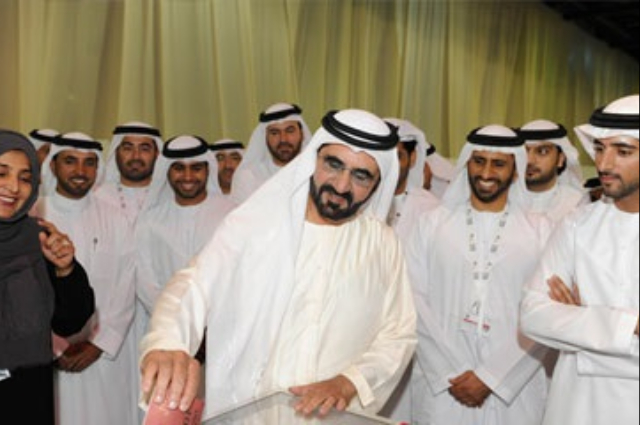 Mohammed bin Rashid inspects FNC elections polling station