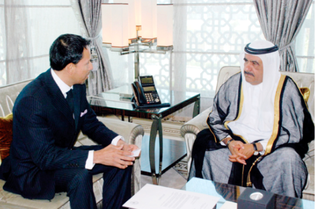 Hamdan bin Rashid receives Peruvian Consul General  