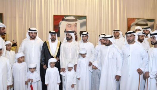 محمد بن راشد يحضر أفراح المزروعي والسبوسي