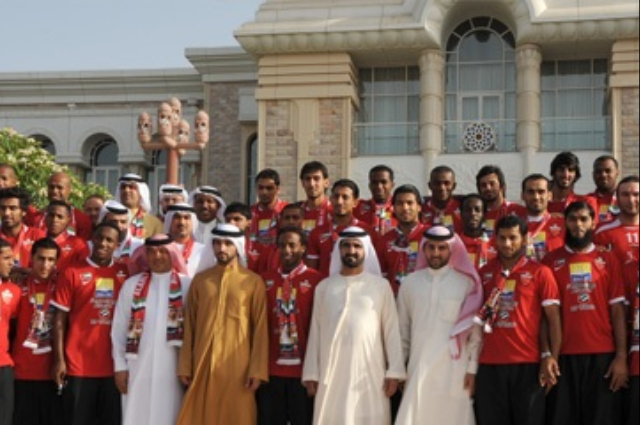 Mohammed bin Rashid receives the board and members of Al Ahli Club